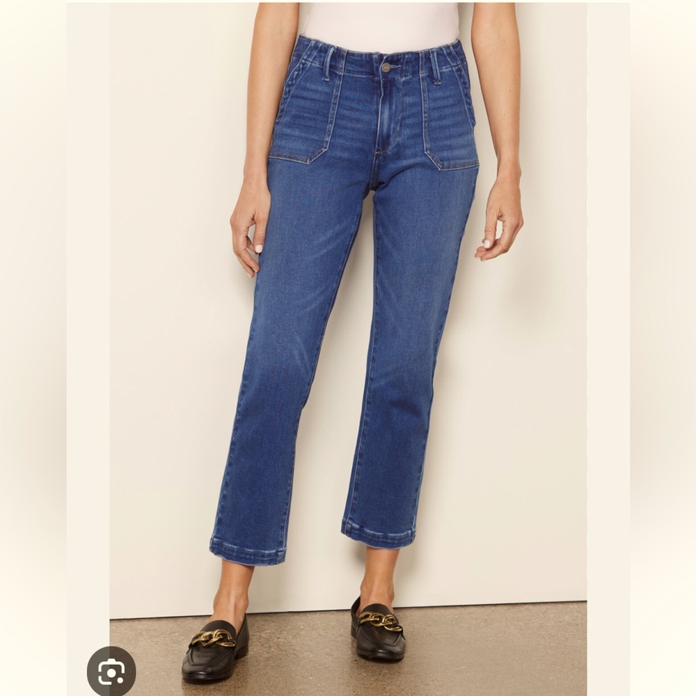 Cute PAIGE EUC size 31 Mayslie Crop denim.